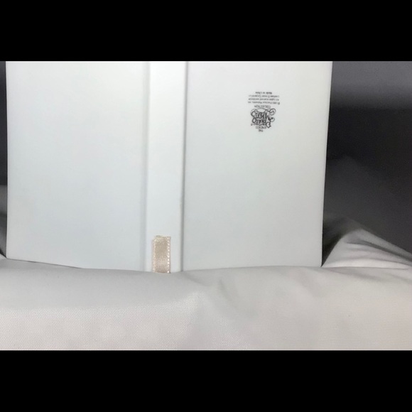 PRECIOUS MOMENTS This is the day....1993 - Picture 4 of 15